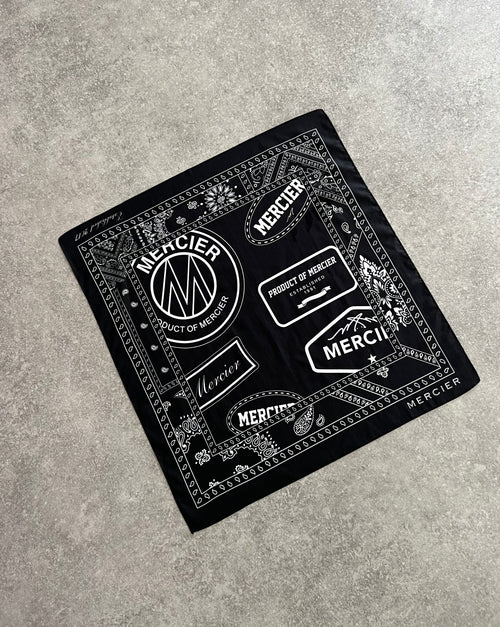 Bandana con estampado de cachemira y distintivo negro